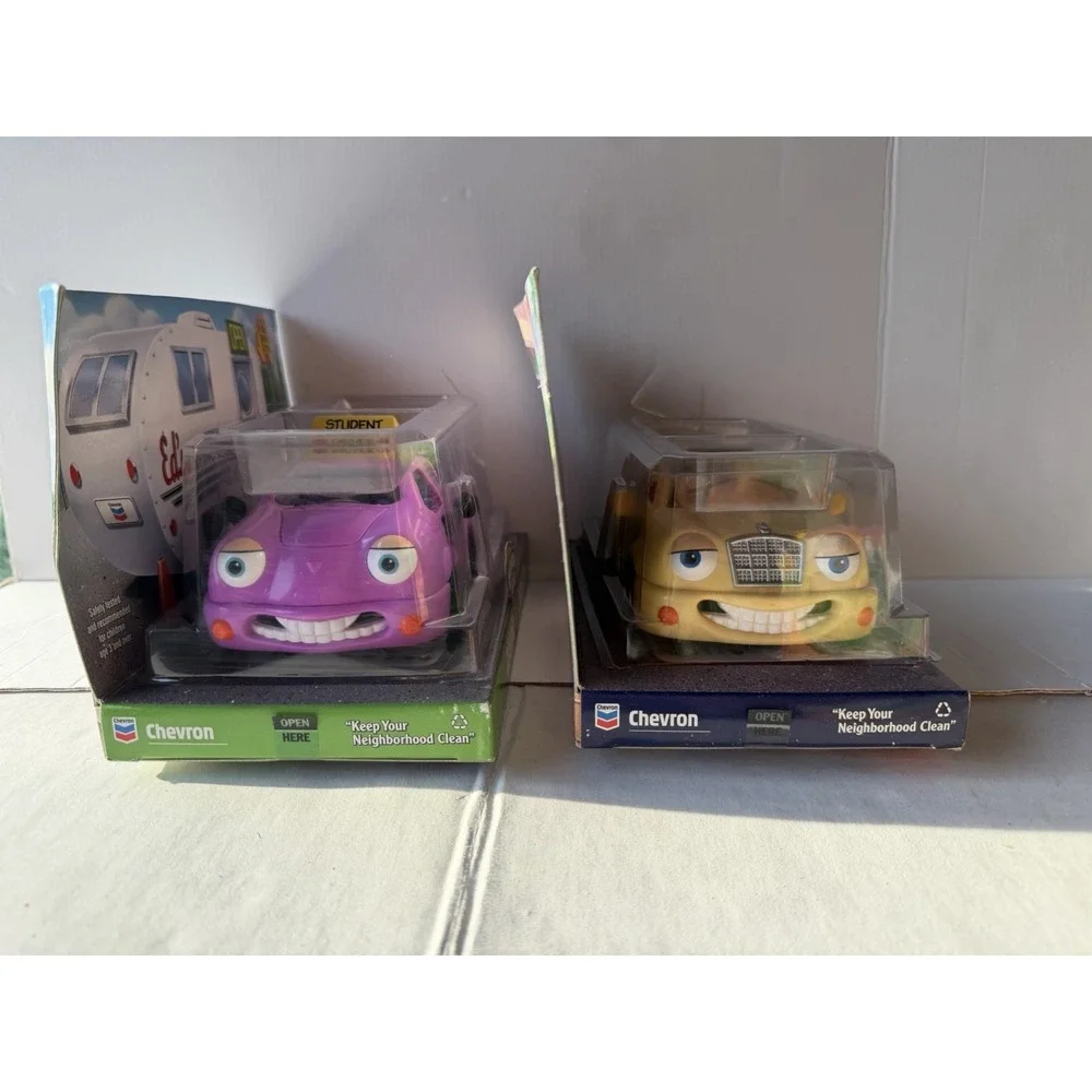 1998 The Chevron Cars Danni Driver And Leslie LX LOT of 2 Collectible NEW